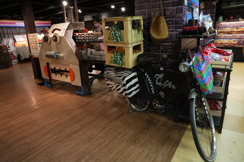 diy,免費,免費咖啡,免門票,台灣優格餅乾學院,吃到飽,咖啡,彰化一日遊,彰化線西景點,披薩,線西,線西景點,親子活動,親子農場,觀光工廠,餅乾,餅乾DIY,魔法,魔法學院