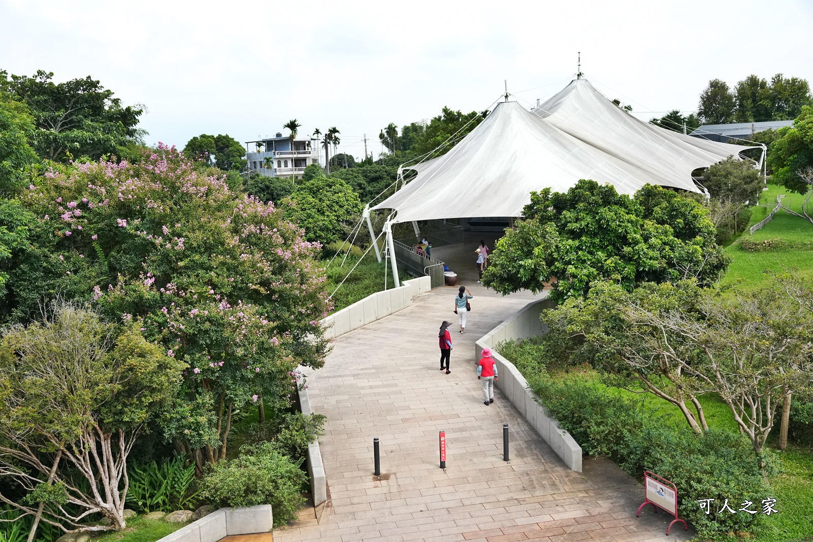 139縣道景點,139縣道試吃,免費景點,南投市,南投怎麼玩一日遊,南投旅遊何處去？,南投景點,南投最新景點,南投試吃推薦,南投餐廳美味推薦,鳳梨汁,鳳梨酥