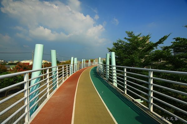 全台唯一空中跑道,嘉義新港,新港景點 @可人之家