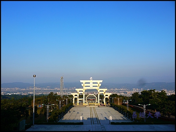 易經大學：&lt;南投景點&gt;寒流來襲讓南投山區偷偷下雪啦~「易經大學」