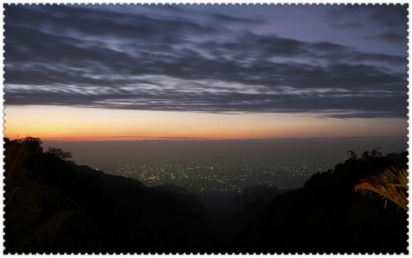 赤腳精靈景觀餐廳：山中精靈~赤腳精靈