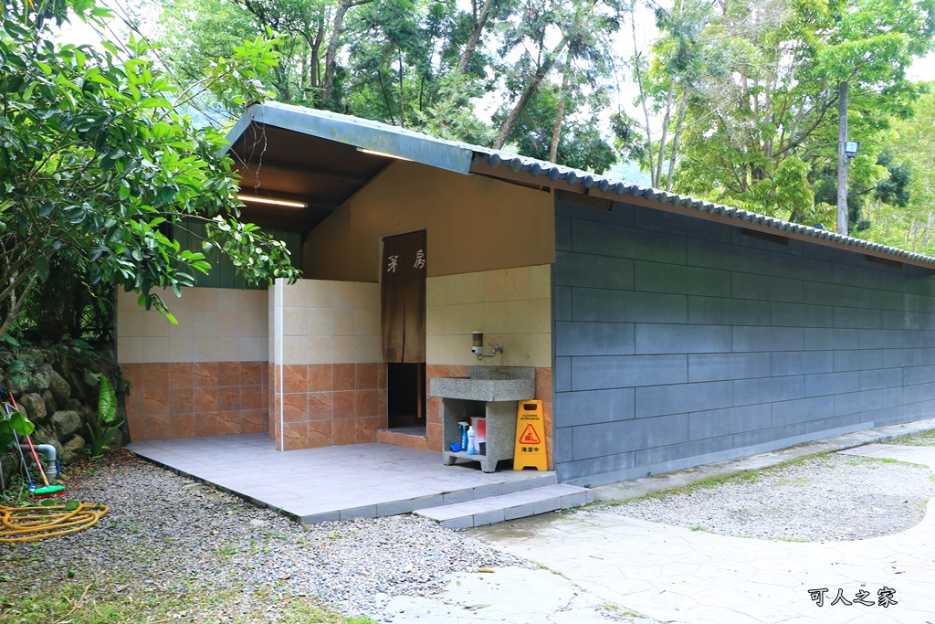 可釣魚、玩沙、玩水、籃球場露營區,沐光山居早餐吃到飽,沐光山居溫泉,沐光山居露營區,溫泉、泳池露營區