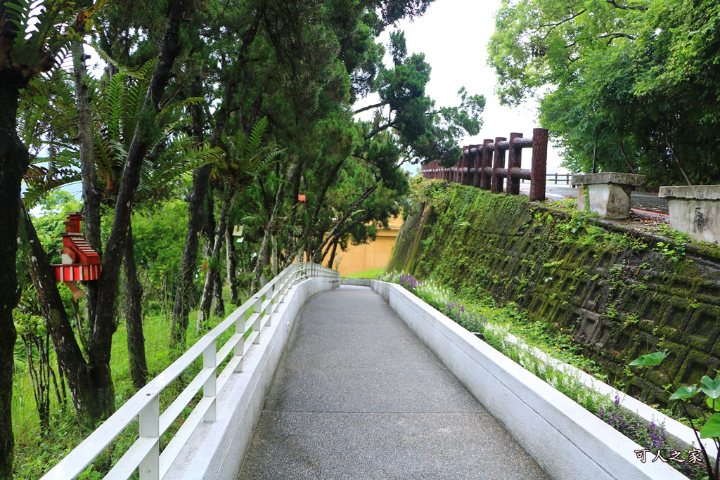 一日遊何處去,南投日月潭周邊景點,日月潭必去景點,日月潭景點,日月潭約會浪漫,水社碼頭,涵碧樓,約會景點日月潭,紅豆鬆糕,耶穌堂,蔣夫人的最愛