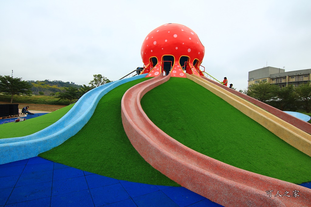 八爪章魚溜滑梯,苗栗特色公園,苗栗縣議會後方,貓裏喵親子公園