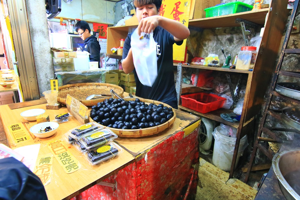 嘉義奮起湖,奮起湖一日遊,奮起湖檜木甜甜圈