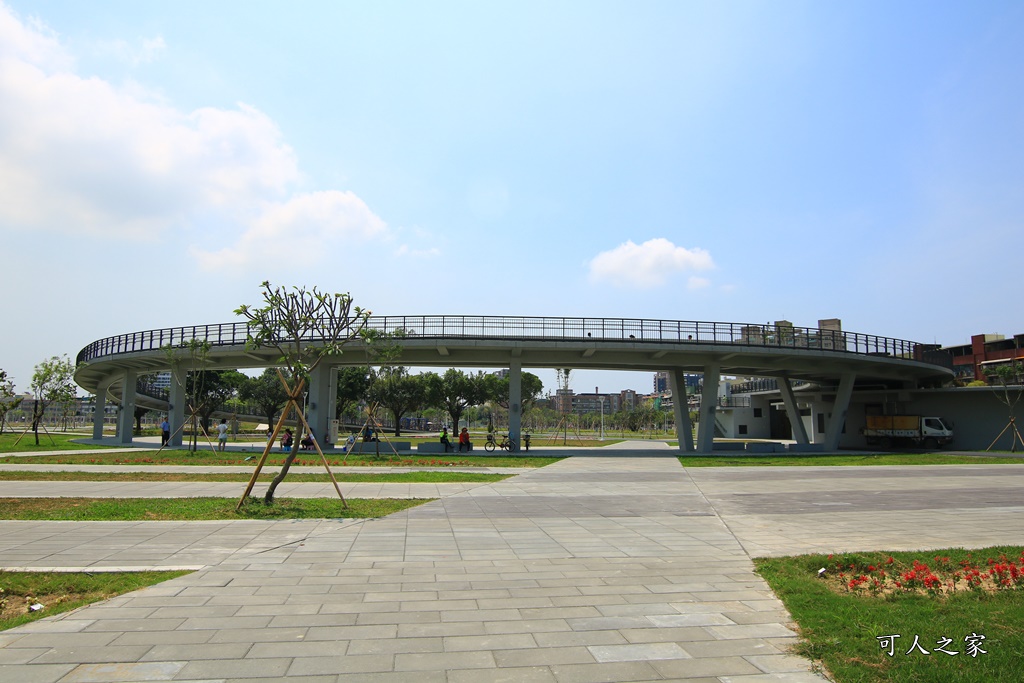 小港免費看飛機,小港森林公園,小港看飛機景點,親子遊樂設施