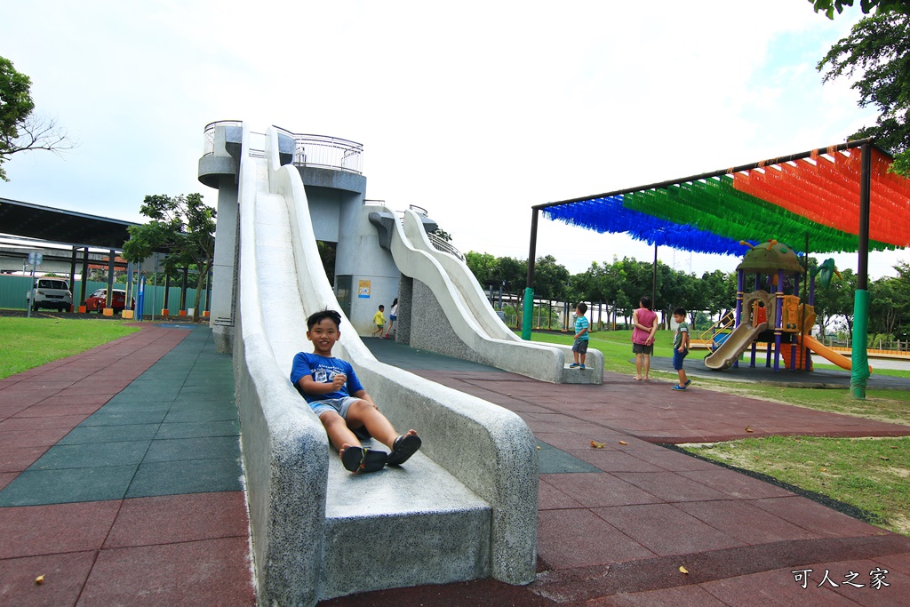 公園綠地,新增二層樓溜滑梯,景觀吊橋,無障礙設施,生態教育