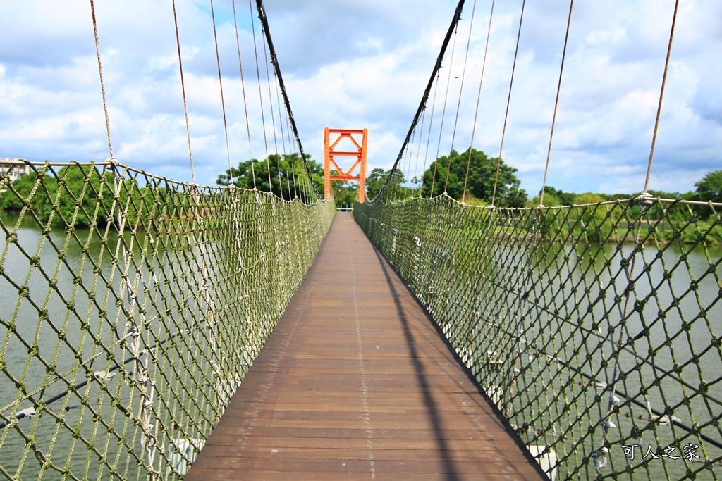 公園綠地,新增二層樓溜滑梯,景觀吊橋,無障礙設施,生態教育