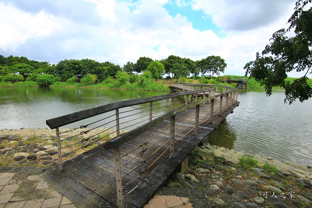 公園綠地,新增二層樓溜滑梯,景觀吊橋,無障礙設施,生態教育