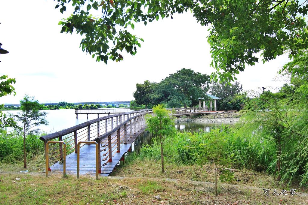 公園綠地,新增二層樓溜滑梯,景觀吊橋,無障礙設施,生態教育