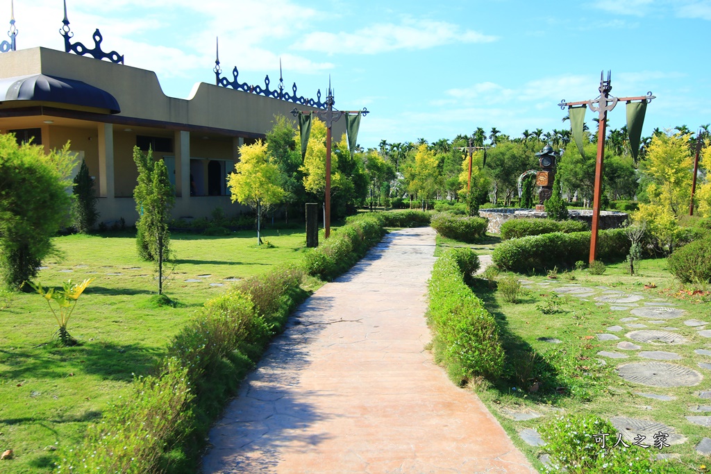 可餵小兔子,屏東最新景點,新埤景點,精靈谷,艾米達精靈谷茶樹莊園