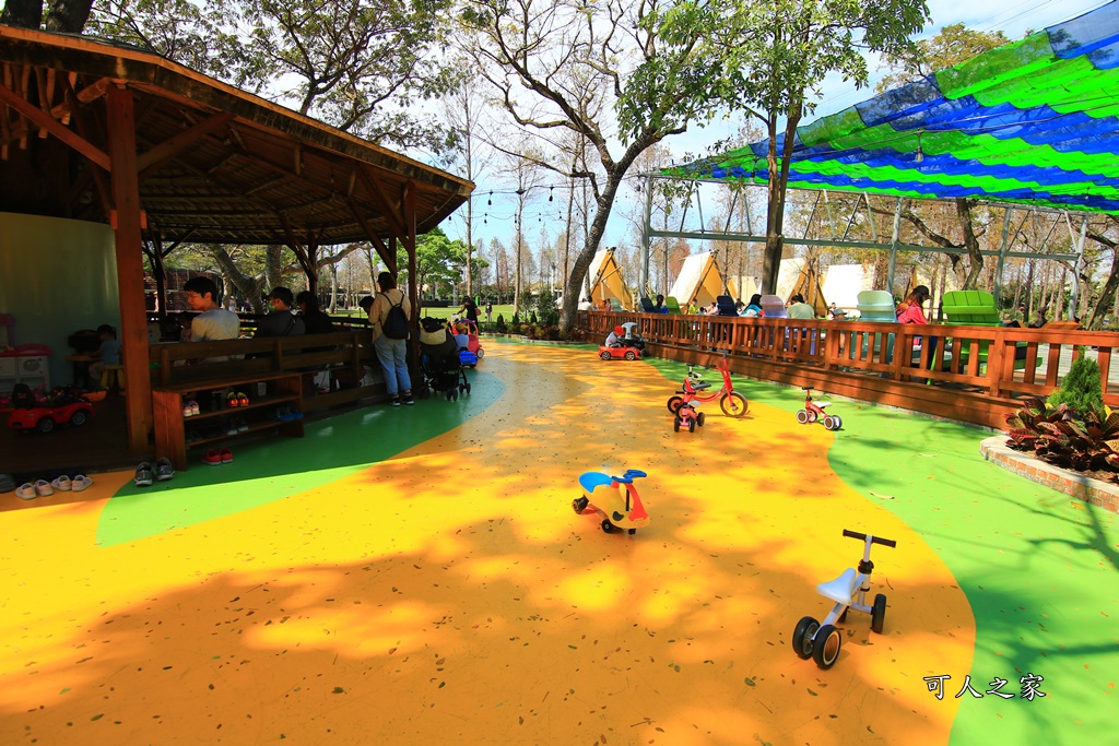 動物園,吊床鞦韆,淨園農場,長頸鹿玩沙遊具組,高雄景點,鹿の森祕境野餐