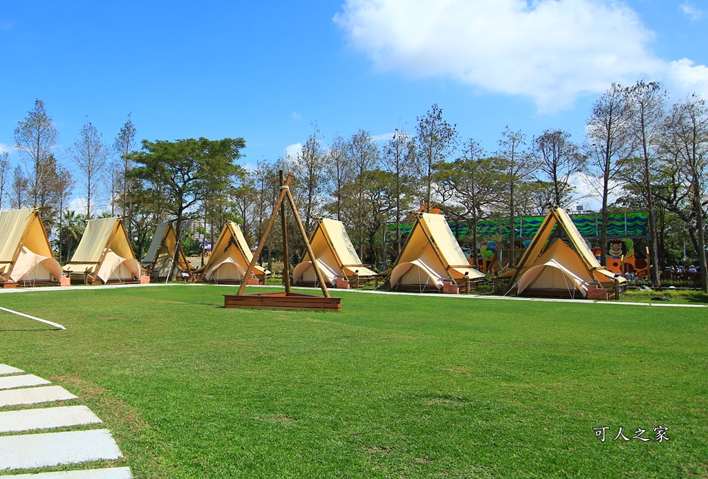 動物園,吊床鞦韆,淨園農場,長頸鹿玩沙遊具組,高雄景點,鹿の森祕境野餐