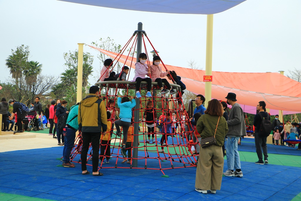 獅山多功能運動公園,苗栗新景點,苗栗第二座特色公園,苗栗遛小孩