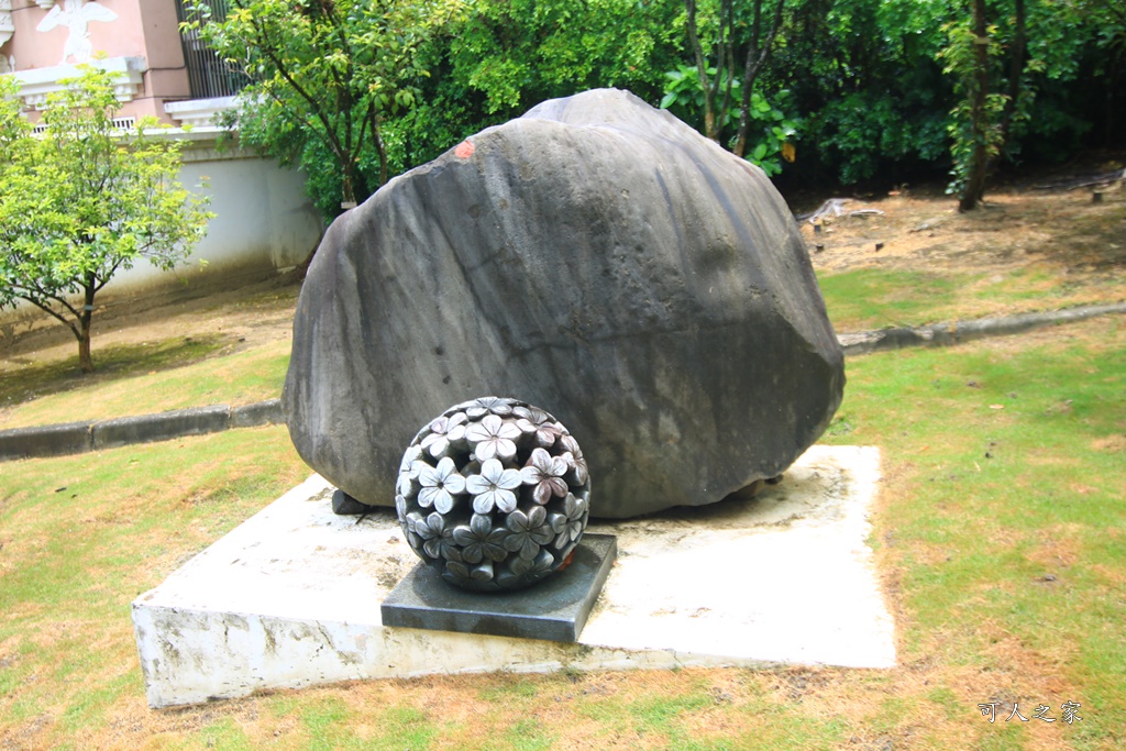 噶瑪噶居寺