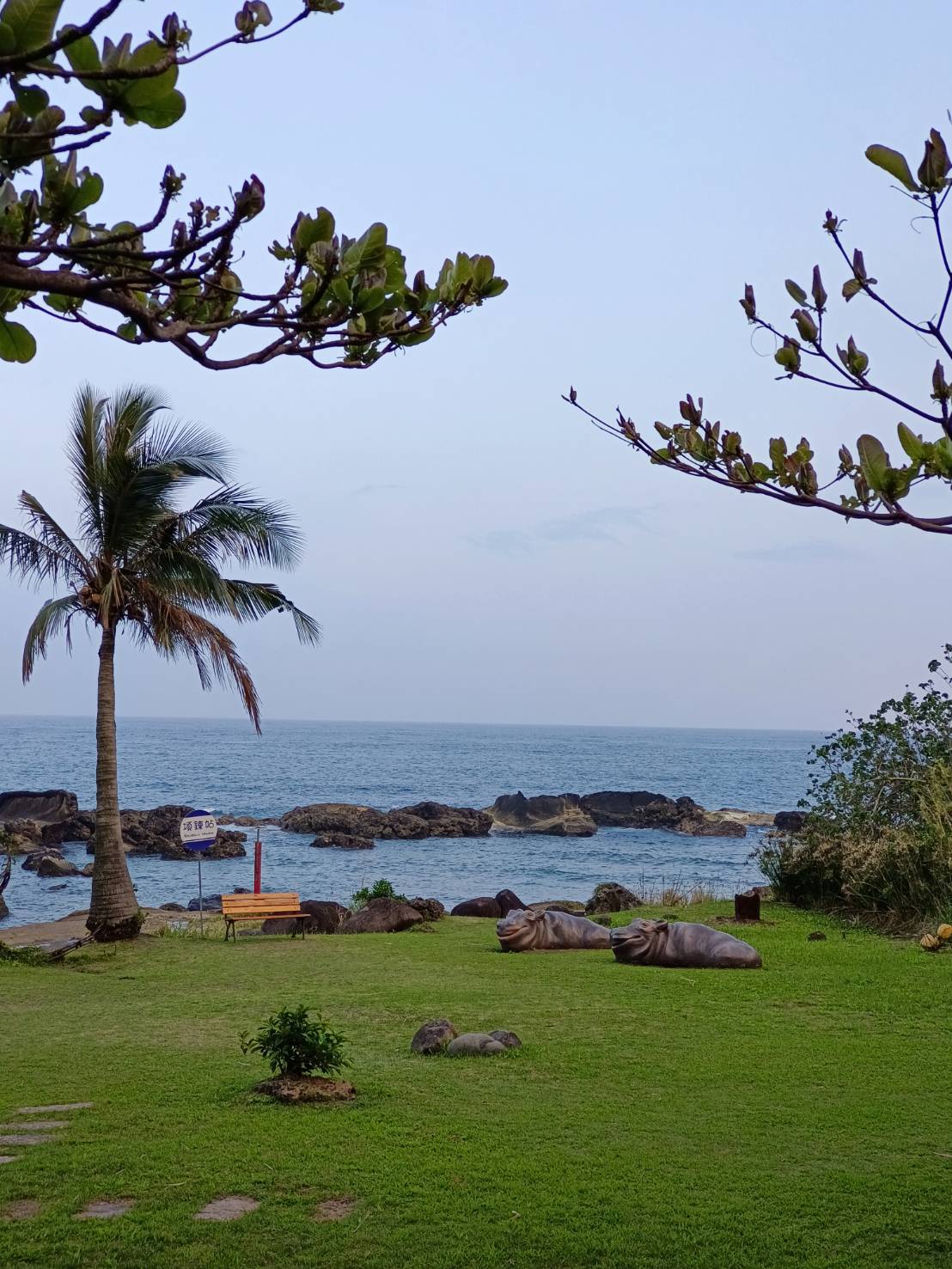 花蓮台11線旅遊景點,花蓮海線景點,項鍊海岸藝術工作室