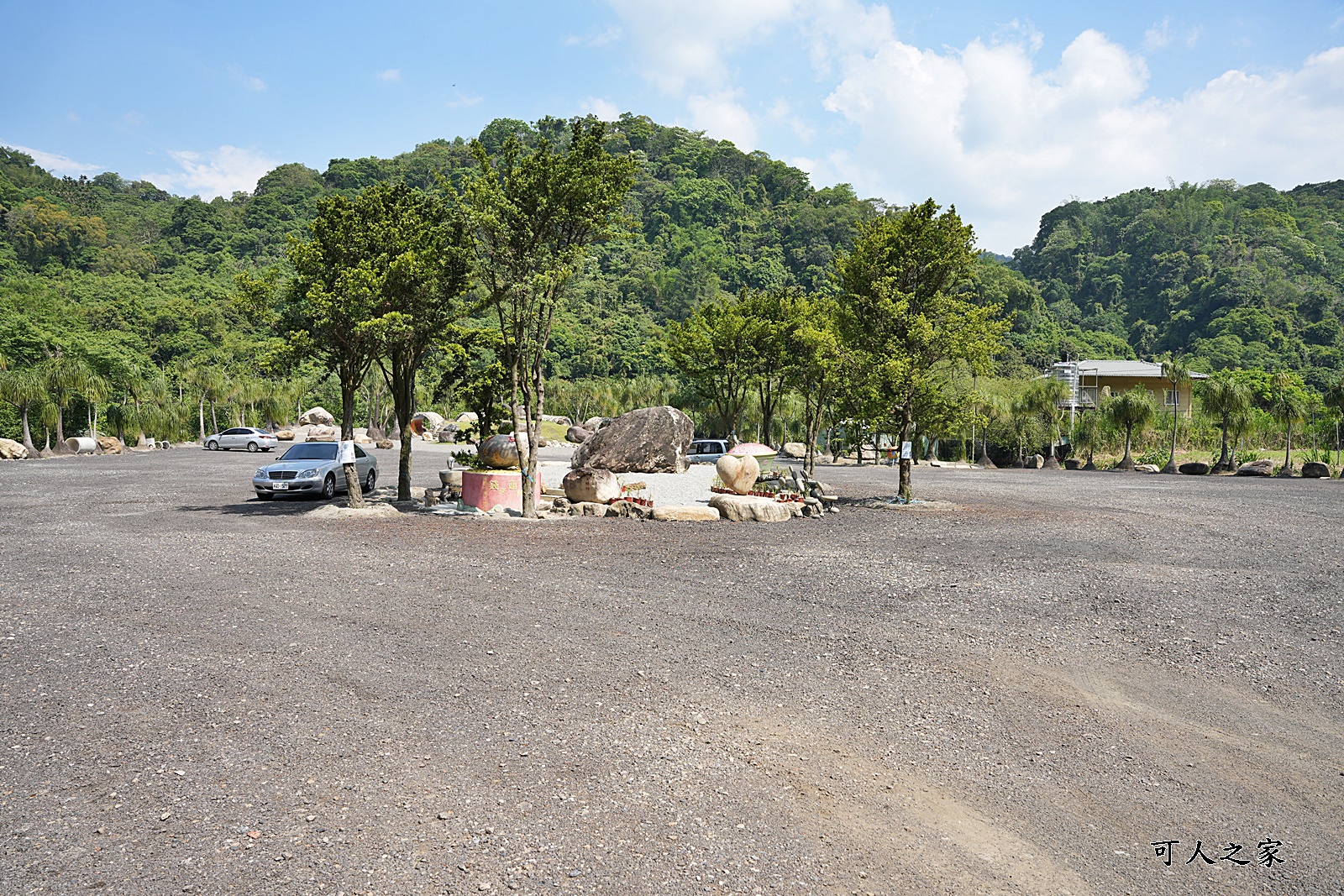 元寶土地公廟,元寶廟,全台最美土地公廟,南投國姓景點,國姓一日遊,國姓新景點,好孕石,蟾蜍石