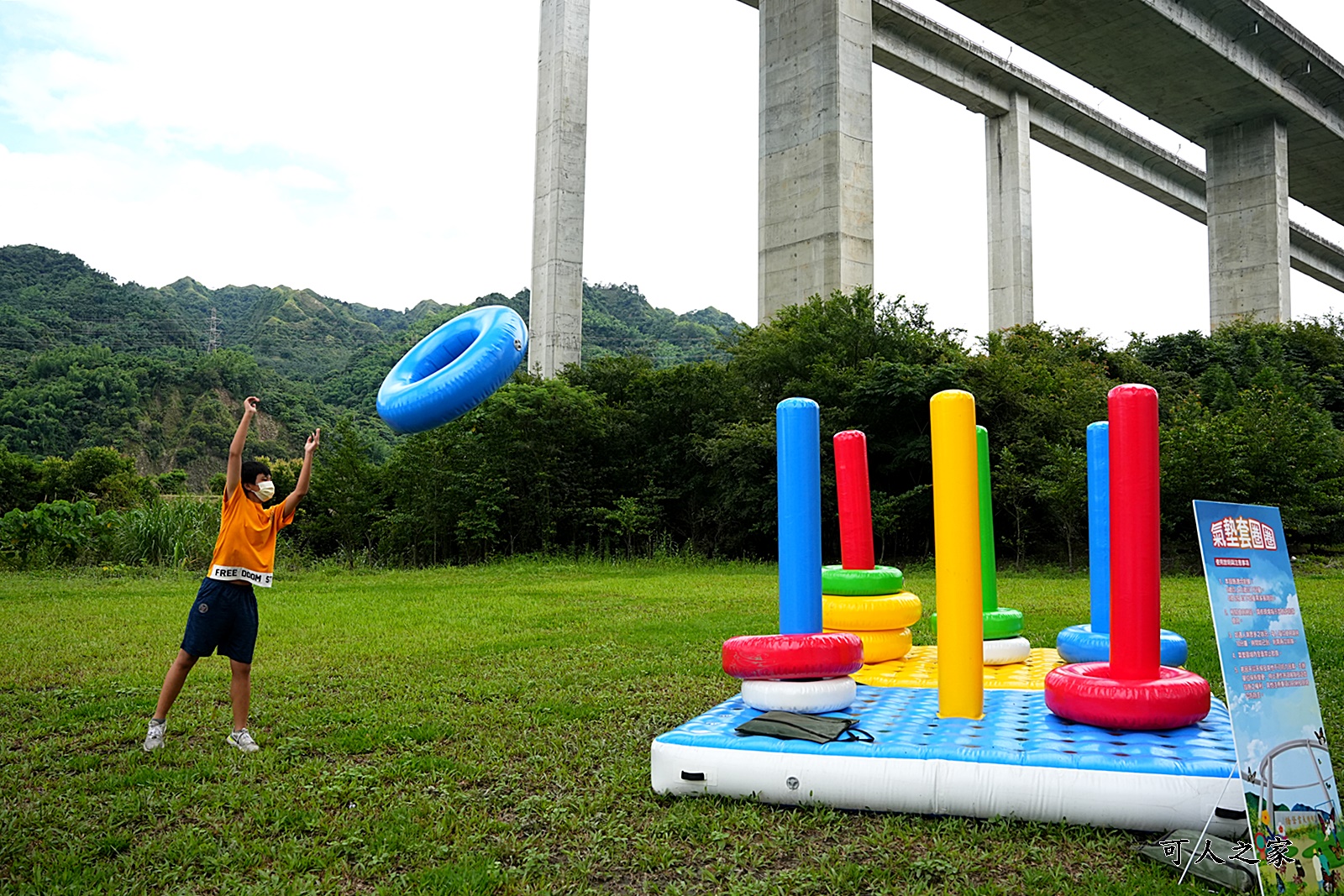 免費,南投新景點,新景點,橋聳雲天綠雕園區,橋聳雲天綠雕園區(國道六號國姓交流道),約會