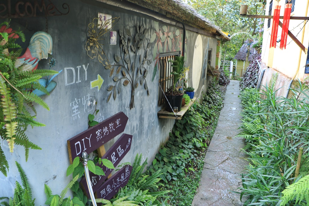 南投海盜屋,南投竹山景點,南投露營,小木屋,忘憂天空渡假村,樹屋,露營,露營有小木屋，搭帳