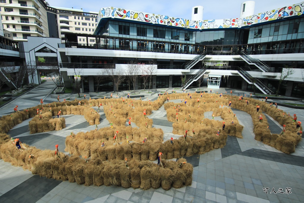 台中大里藝術廣場,台中景點,大里稻草迷宮,稻草人