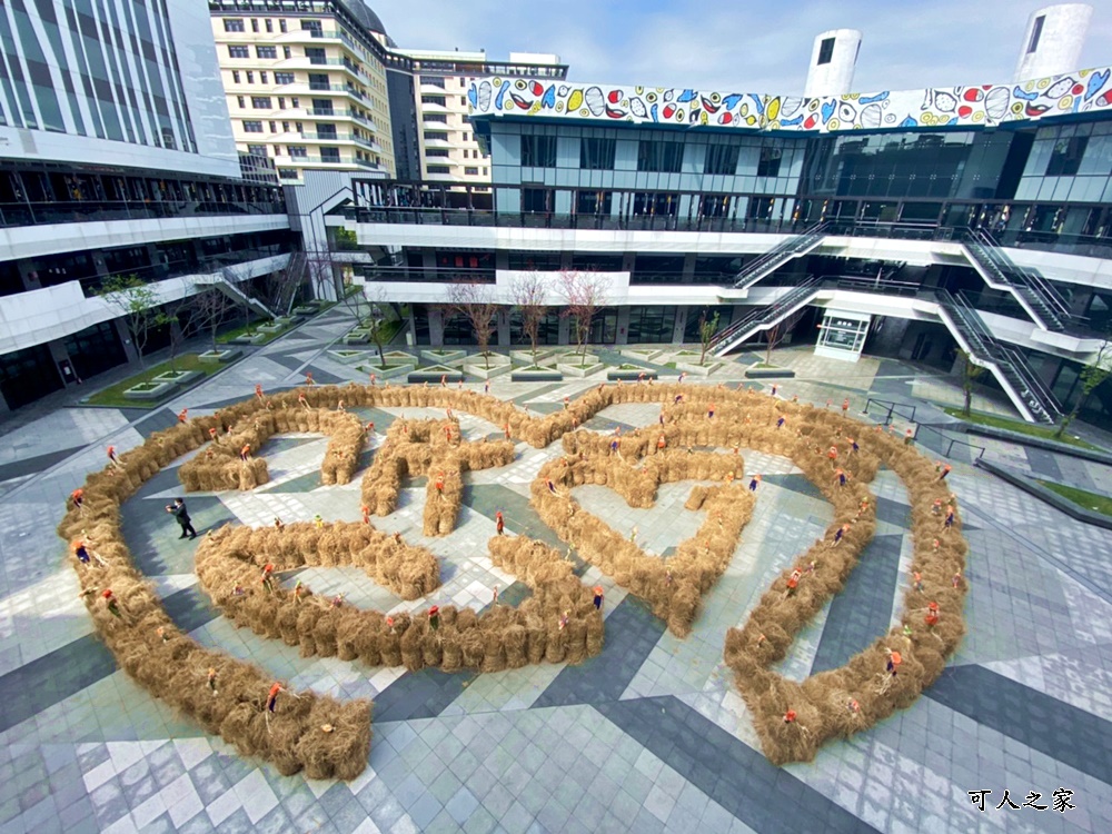 台中大里藝術廣場,台中景點,大里稻草迷宮,稻草人