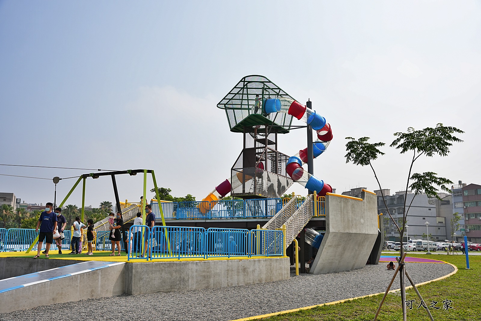 健康綠洲公園,台南景點,台南親子景點,台南遛小孩,溜滑梯,滑索區,玩沙景點