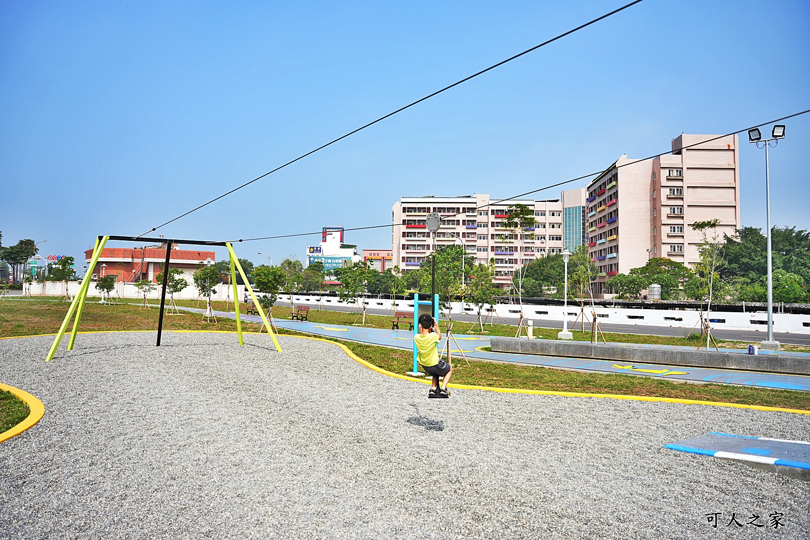 健康綠洲公園,台南景點,台南親子景點,台南遛小孩,溜滑梯,滑索區,玩沙景點