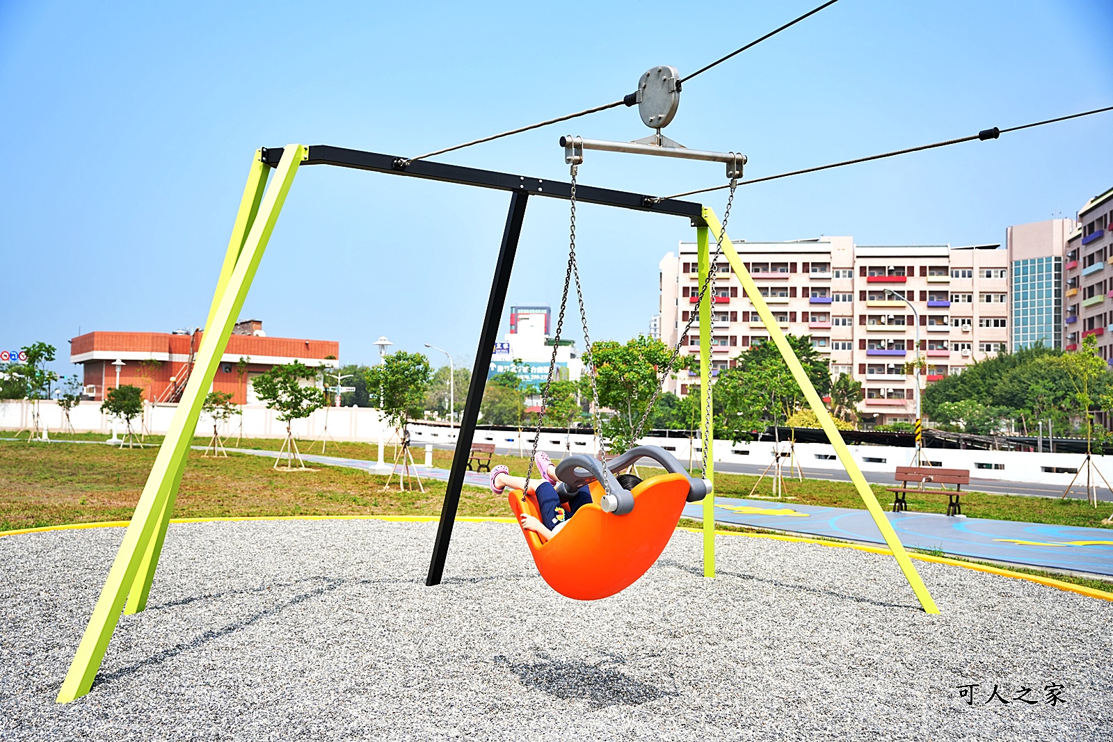 健康綠洲公園,台南景點,台南親子景點,台南遛小孩,溜滑梯,滑索區,玩沙景點