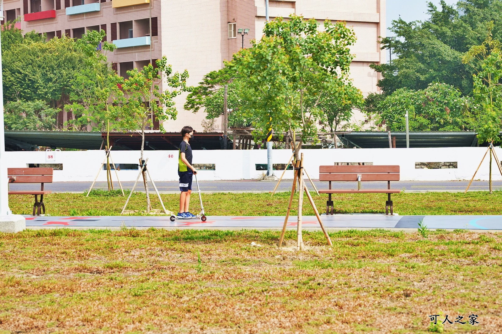 健康綠洲公園,台南景點,台南親子景點,台南遛小孩,溜滑梯,滑索區,玩沙景點