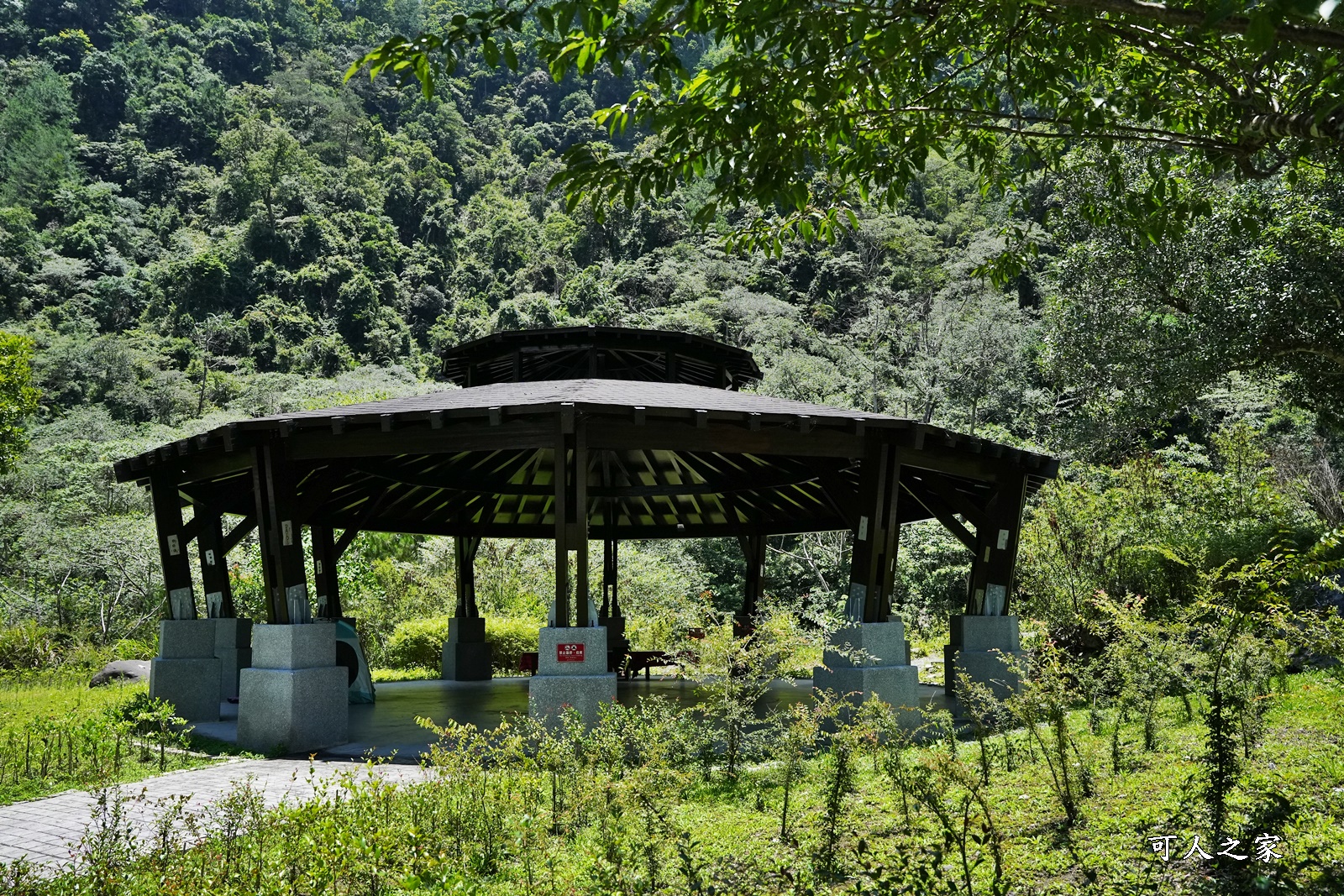 八仙山國家森林遊樂區,台保佳米意象站,景觀餐廳,看瀑布,親水區,觀瀑平台,靜海寺