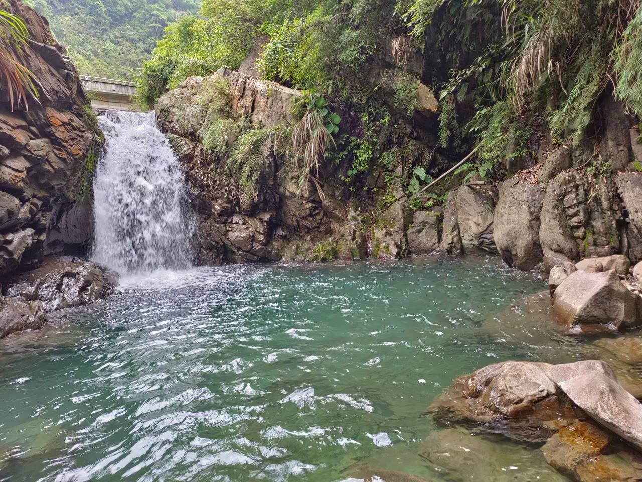 冬瓜山瀑布,苗栗戲水