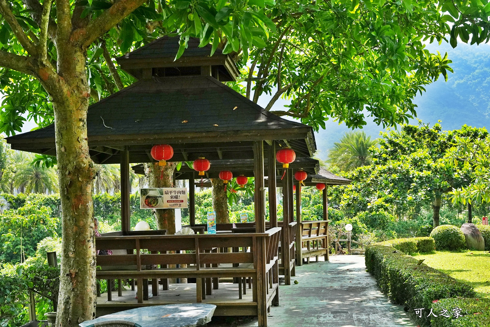 扇平山莊,教堂,歐式莊園泡湯區,網美造景,高雄新景點