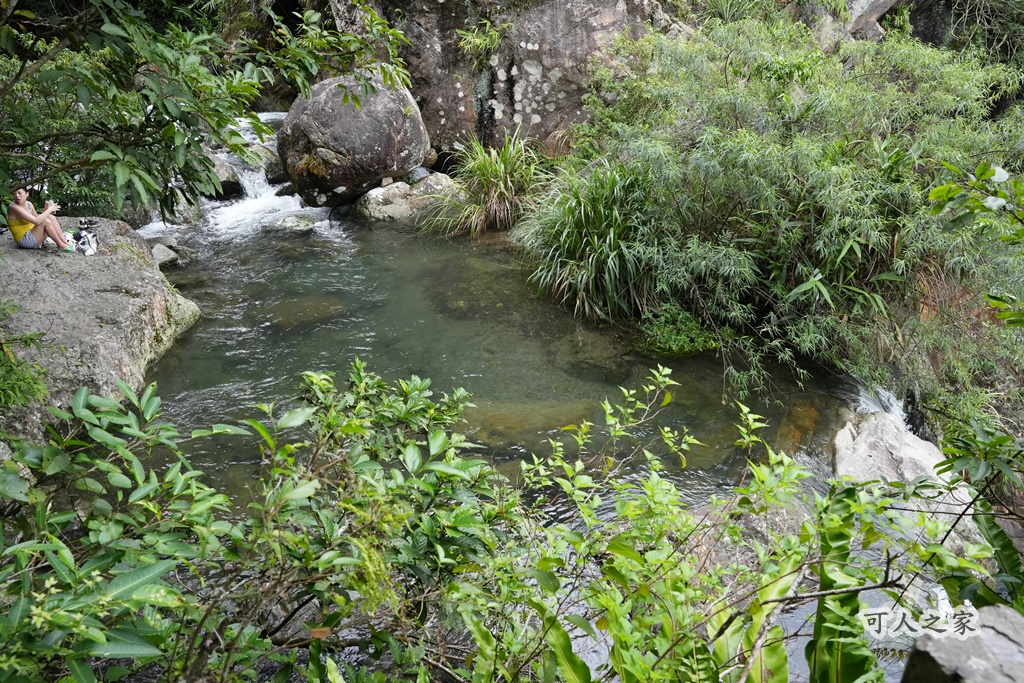 IG熱門景點,假日去處,台灣旅遊,宜蘭化處去,宜蘭新景點,宜蘭礁溪,宜蘭礁溪景點,拍照景點,泡腳,瀑布,猴洞坑瀑布,白石腳步道,礁溪旅遊,礁溪景點,芬多精,蘭陽平原,親子景點,輕鬆健行