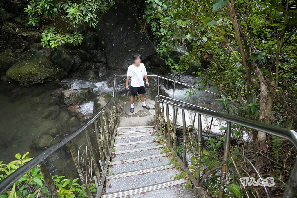 IG熱門景點,假日去處,台灣旅遊,宜蘭化處去,宜蘭新景點,宜蘭礁溪,宜蘭礁溪景點,拍照景點,泡腳,瀑布,猴洞坑瀑布,白石腳步道,礁溪旅遊,礁溪景點,芬多精,蘭陽平原,親子景點,輕鬆健行