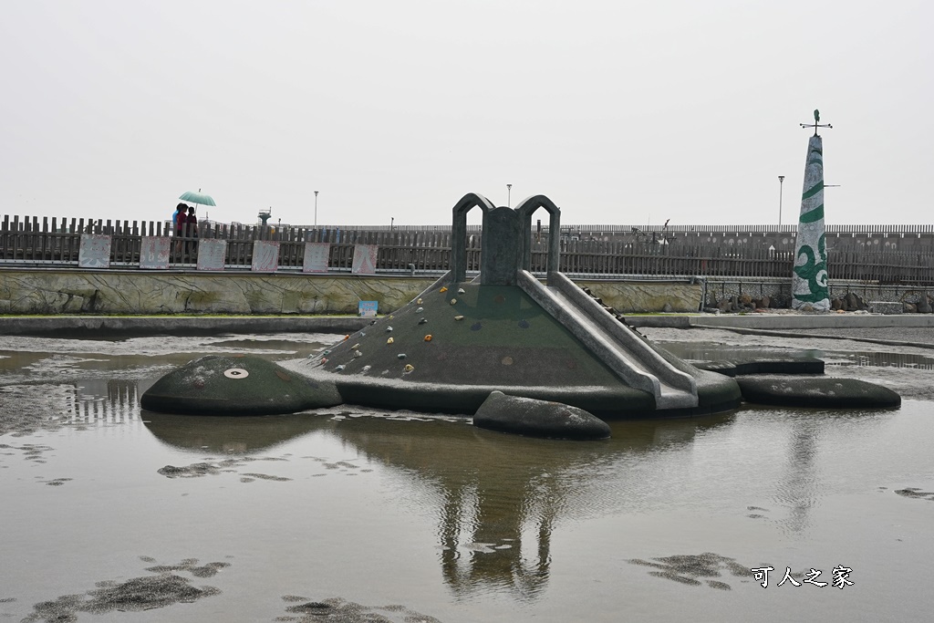 嘉海海鮮料理,嘉義地中海風情,嘉義戲水設施,嘉義東石漁港,嘉義東石漁港新亮點,嘉義玩沙,大船入港打卡景點,搭船外傘頂洲,新地標中央觀景台,東石漁人碼頭,漁人碼頭吃海鮮,玩水