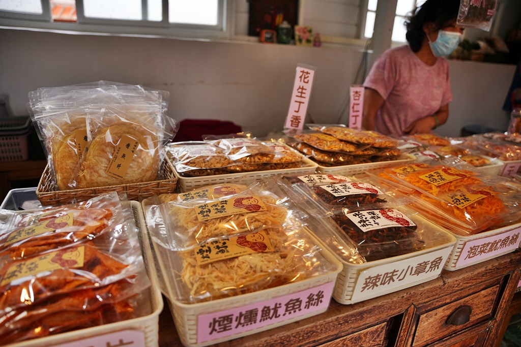 二崁杏仁茶,二崁聚落,二崁鄉長的家,二興宮,二馬豆花二崁聚落