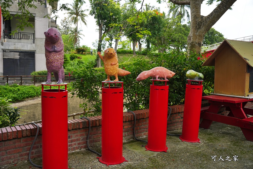 台南一日遊,台南搭船遊湖,台南柳營尖山埤渡假村,台南柳營景點,天鵝船