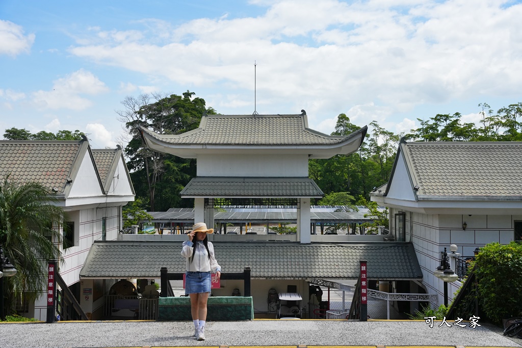 台南一日遊,台南搭船遊湖,台南柳營尖山埤渡假村,台南柳營景點,天鵝船