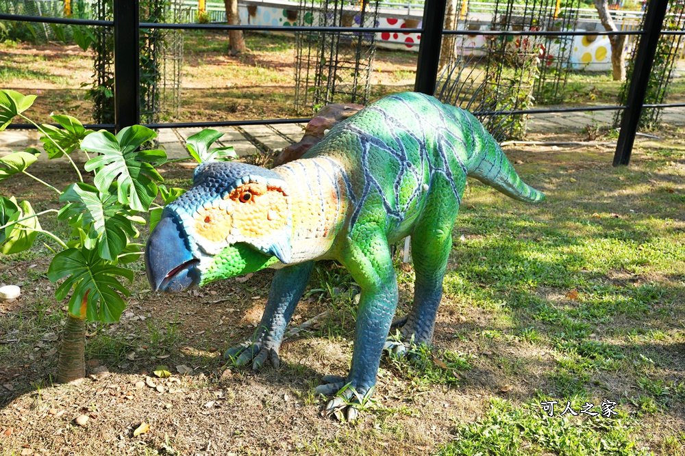 古生物奇幻樂園,古生物奇幻樂園優惠門票,彰化芬園恐龍景點,芬園恐龍新景點,芬園玩水景點