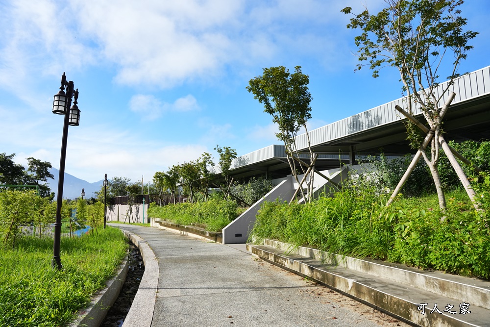 南投埔溫泉公園,南投新景點,南投第二座共融遊樂設施,埔里新景點,埔里日式溫泉池,埔里泡足湯,埔里福興農場溫泉區親水公園,溫泉遊客中心,福星溫泉遊戲場