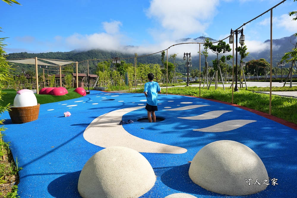 南投埔溫泉公園,南投新景點,南投第二座共融遊樂設施,埔里新景點,埔里日式溫泉池,埔里泡足湯,埔里福興農場溫泉區親水公園,溫泉遊客中心,福星溫泉遊戲場