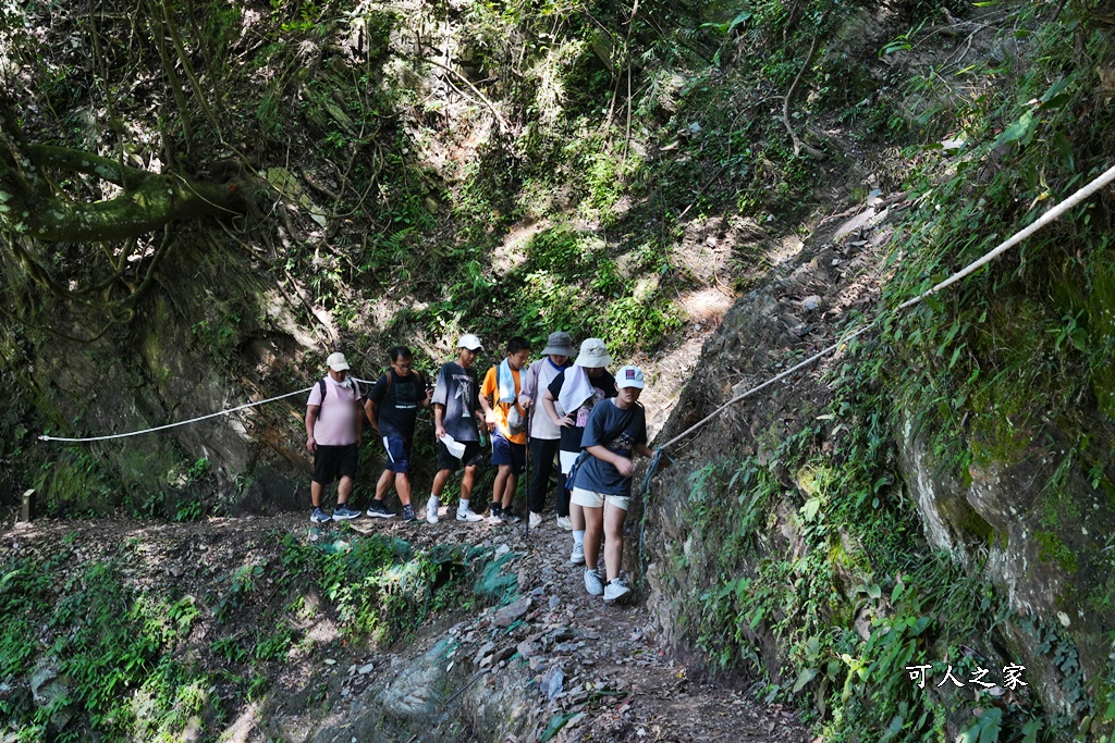 八通關古道雲龍瀑布