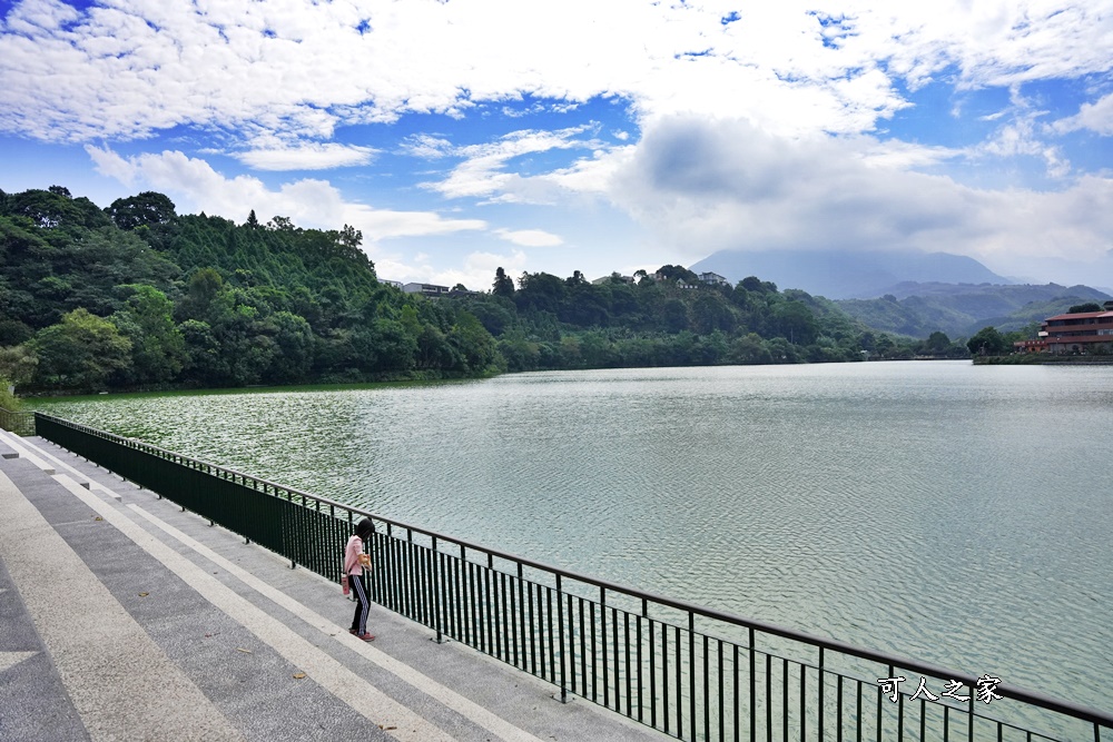 2日遊景點推薦,來南投怎麼玩,南投鹿谷怎麼玩,鹿谷景點,鹿谷最新水上步道,鹿谷環湖步道,麒麟潭水上步道