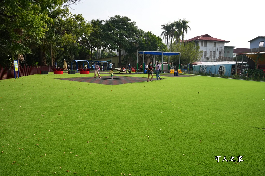 南投市中山公園,南投特色遊戲場,露營風特色遊戲設施