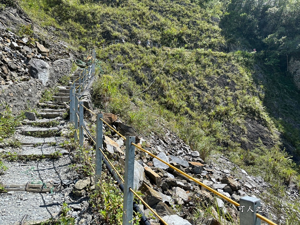 八通關古道雲龍瀑布