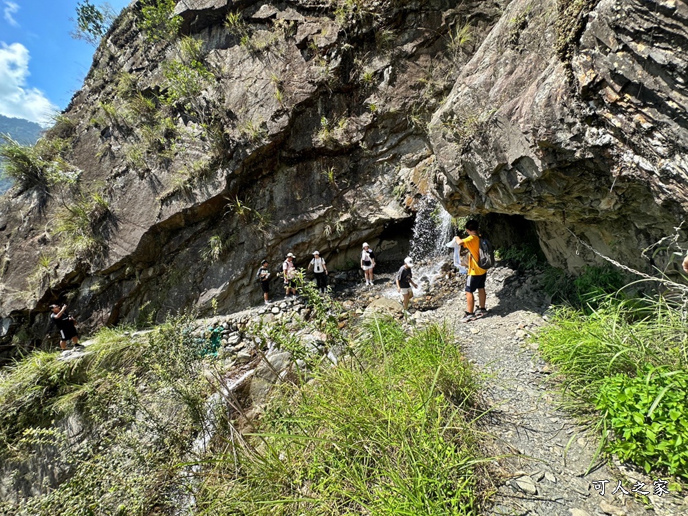 八通關古道雲龍瀑布