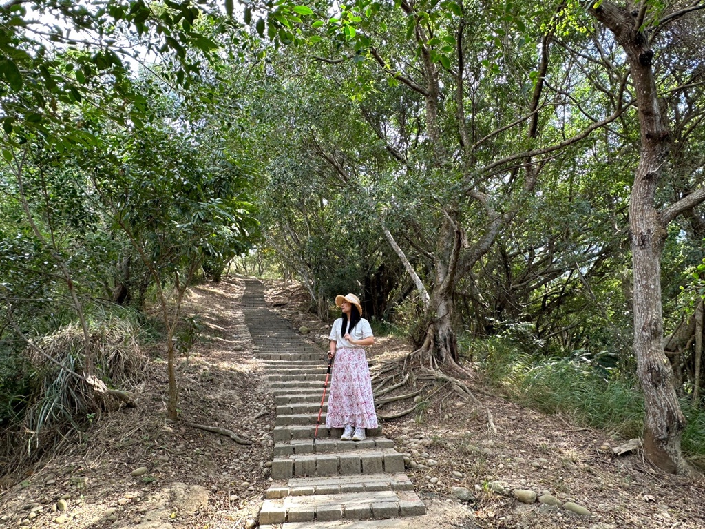 台中大肚景點,台中大肚萬里長城登山步道,台中景點,台中親子步道,台中走步道推薦,登山步道首選,萬里山長好走