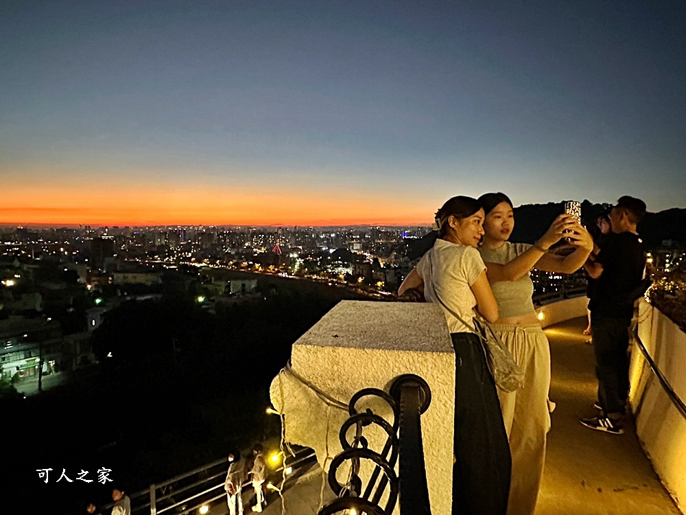 台中夜景推薦,台中景觀餐廳優質CP值高,台中求婚聖地,台中浪漫景點，夜景,台中約會,夕陽,慶生景點,求婚