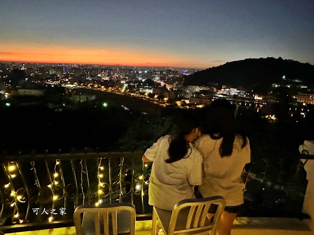 台中夜景推薦,台中景觀餐廳優質CP值高,台中求婚聖地,台中浪漫景點，夜景,台中約會,夕陽,慶生景點,求婚