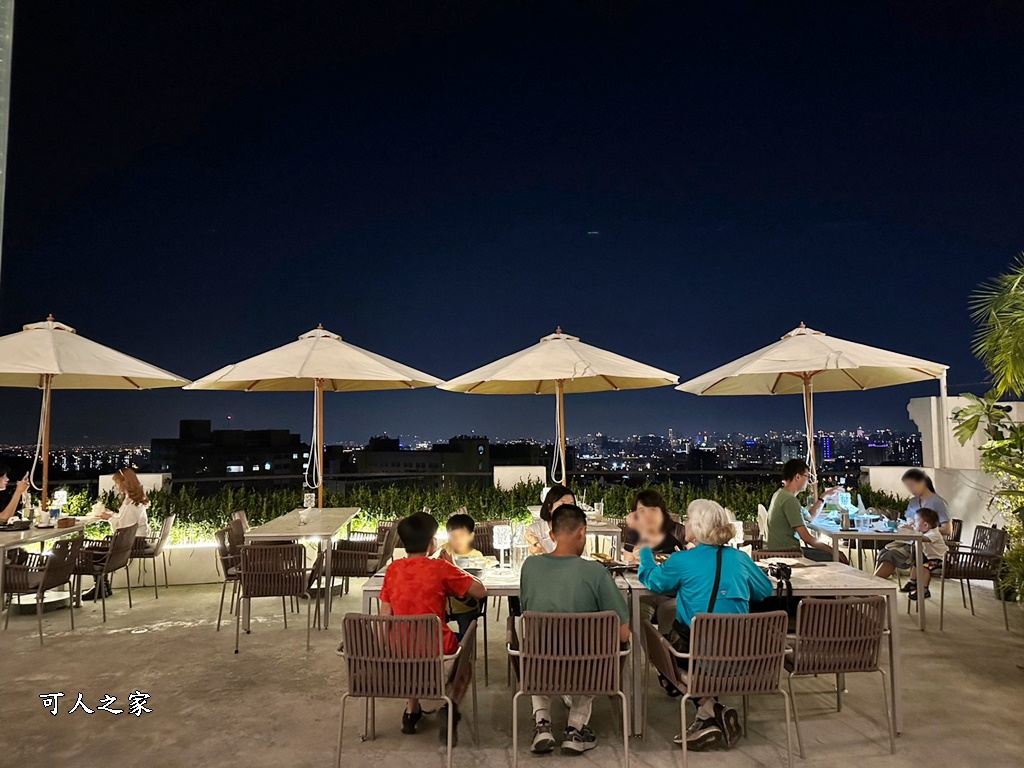 台中夜景推薦,台中景觀餐廳優質CP值高,台中求婚聖地,台中浪漫景點，夜景,台中約會,夕陽,慶生景點,求婚